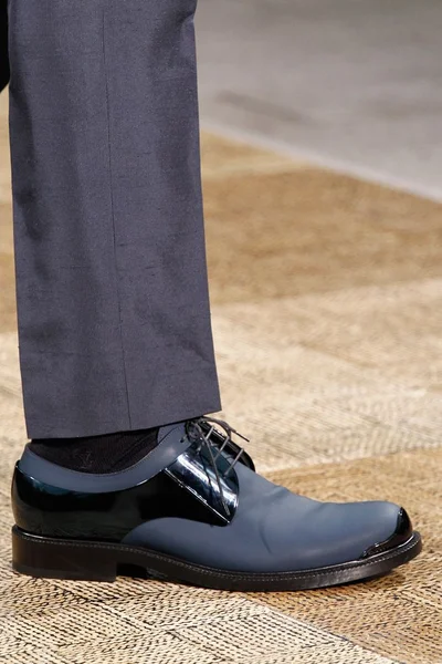 Look 98